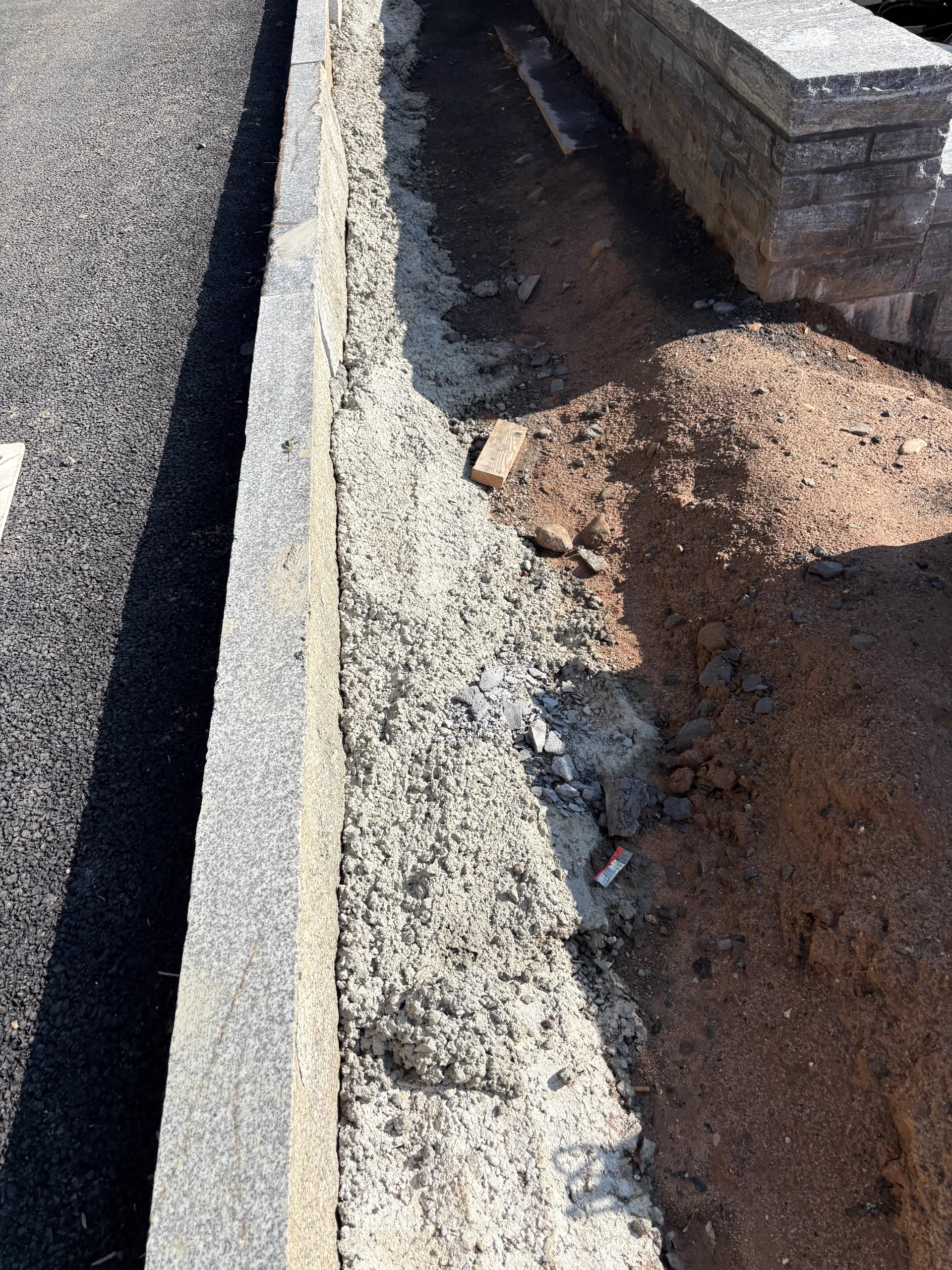 Commercial site concrete installation 40