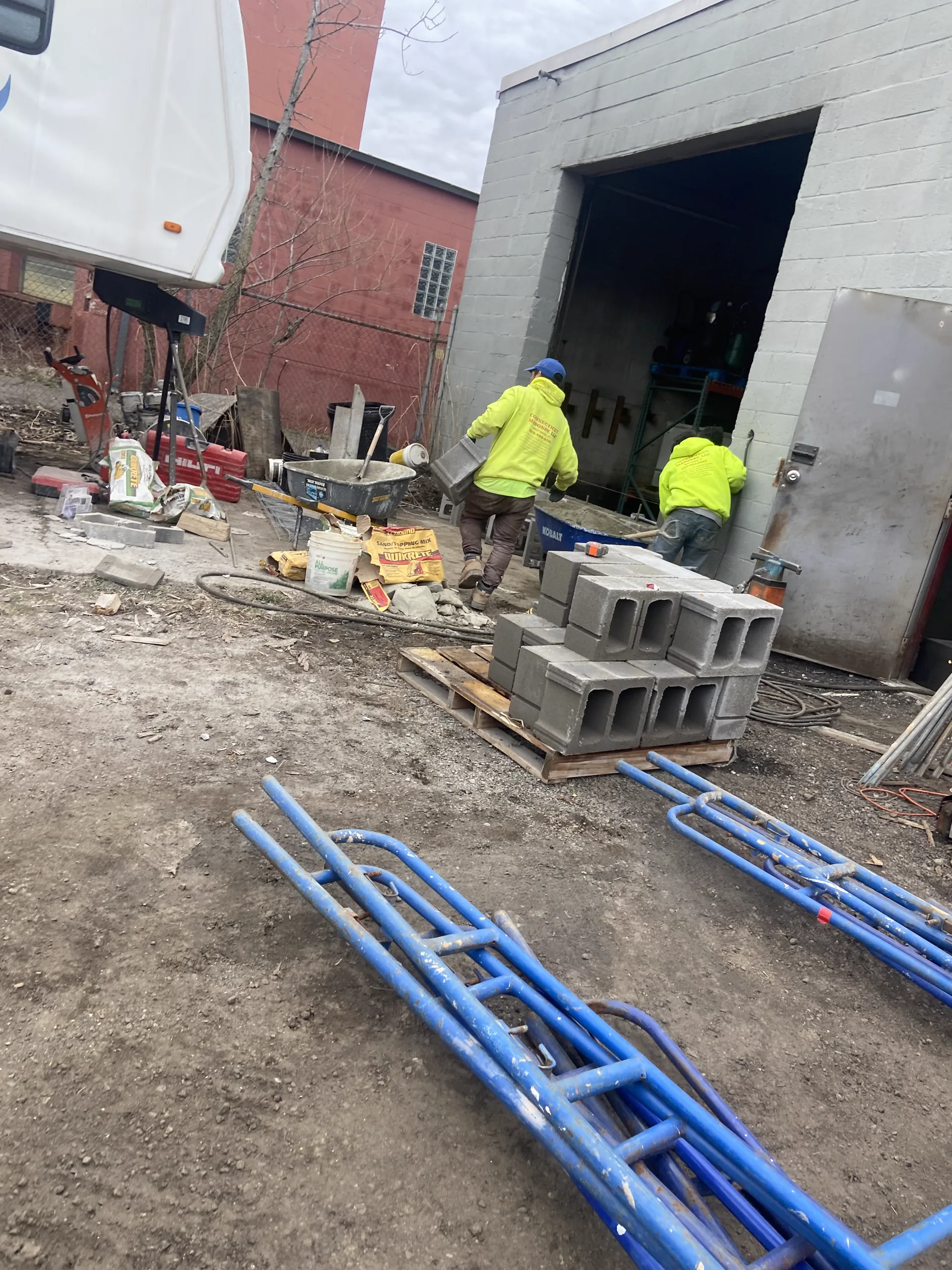 Commercial foundation and flatwork project 84